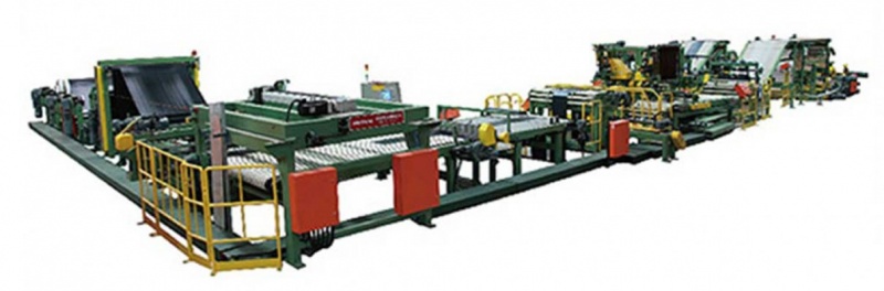 子午線輪胎簾布裁斷機(jī)案例